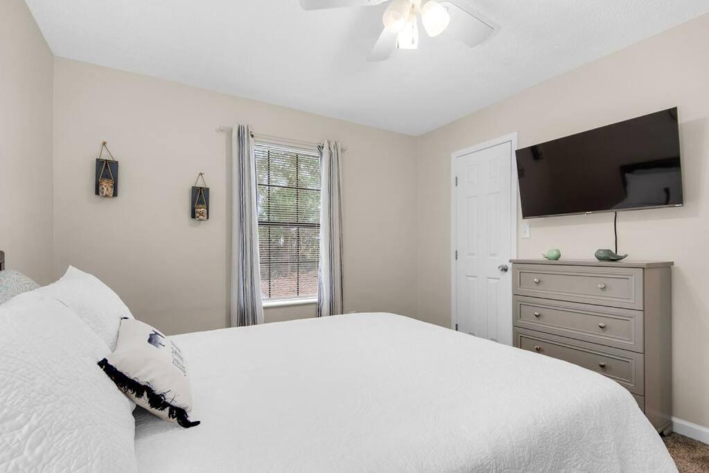 Gulf Brz-Beaches-Dwntwn Pns-Pet Friendly-Canal Gulf Breeze Bagian luar foto