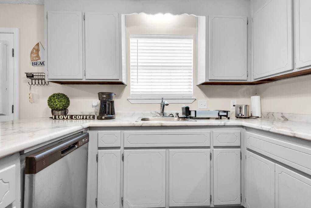 Gulf Brz-Beaches-Dwntwn Pns-Pet Friendly-Canal Gulf Breeze Bagian luar foto
